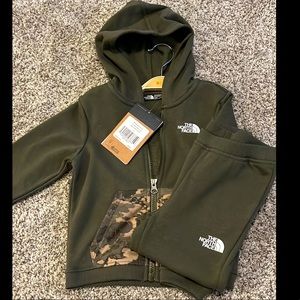 3T The North Face matching set